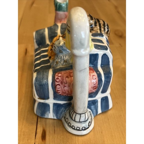 Vintage1995 Tea-nee Teapots Tiny Teapot With Cats On Couch Cardinal Inc - Picture 5 of 10